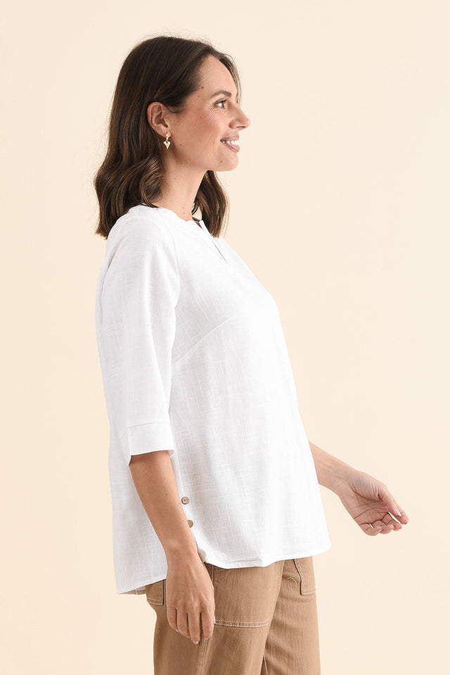 Turner White Linen Cotton Top,Side,Brunette model,alt text|model:MJ image 3