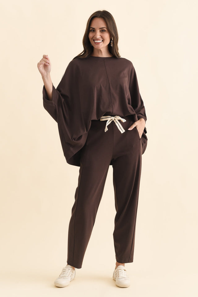 alt text|model:MJ image 2