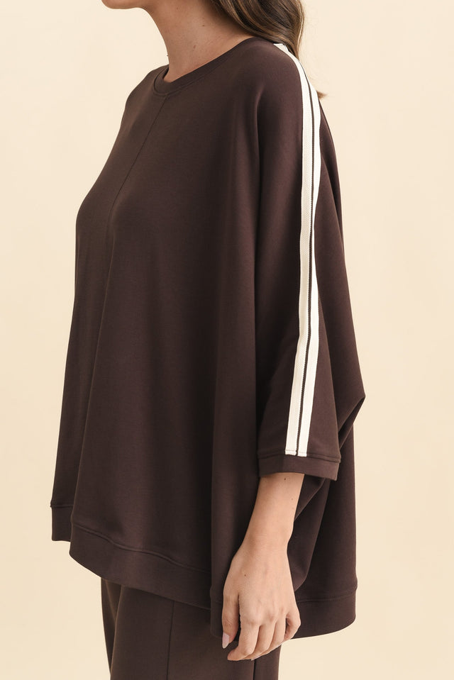 alt text|model:MJ image 5