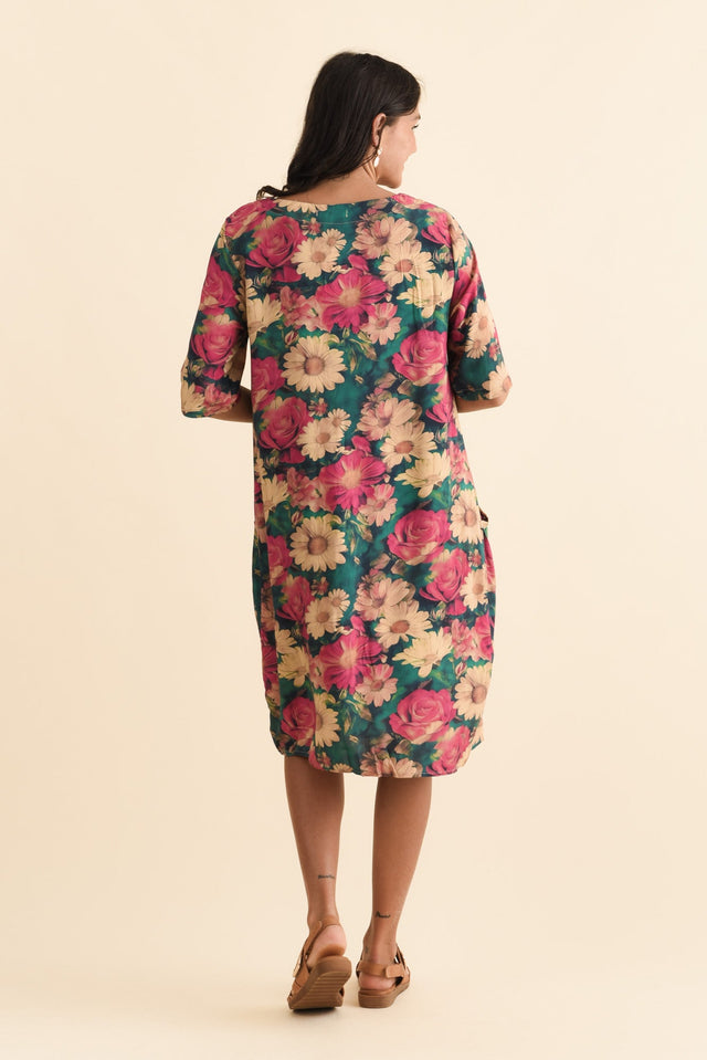 Vossi Orange Flower Pocket Dress,Brunette model,alt text|model:Brontie image 5