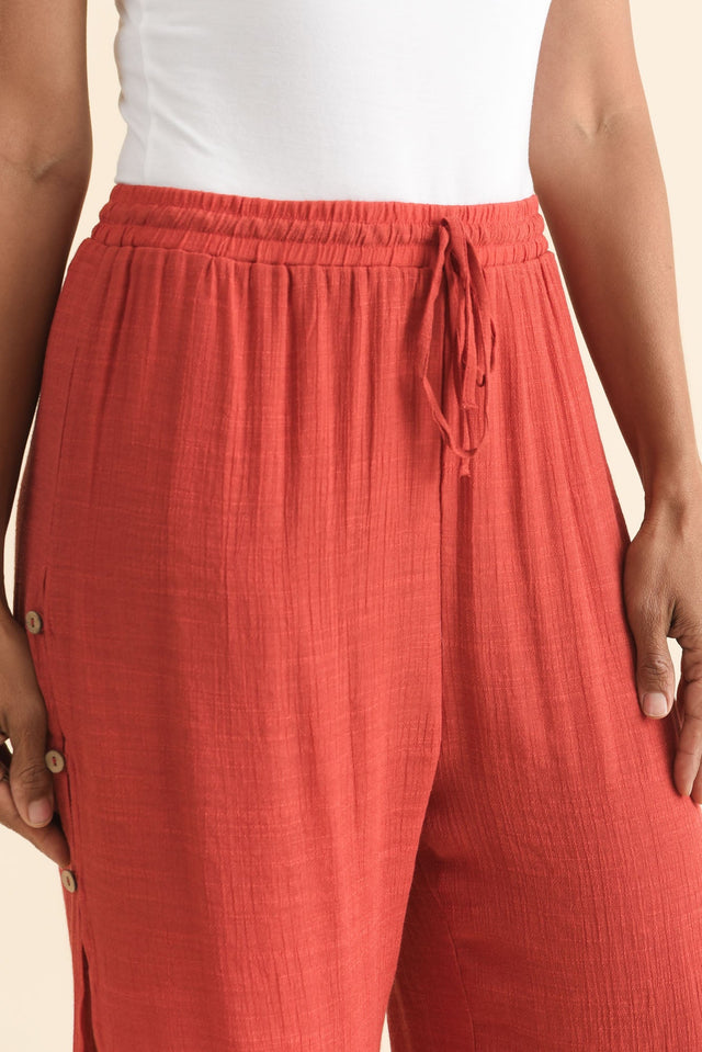 alt text|model:Cara image 6