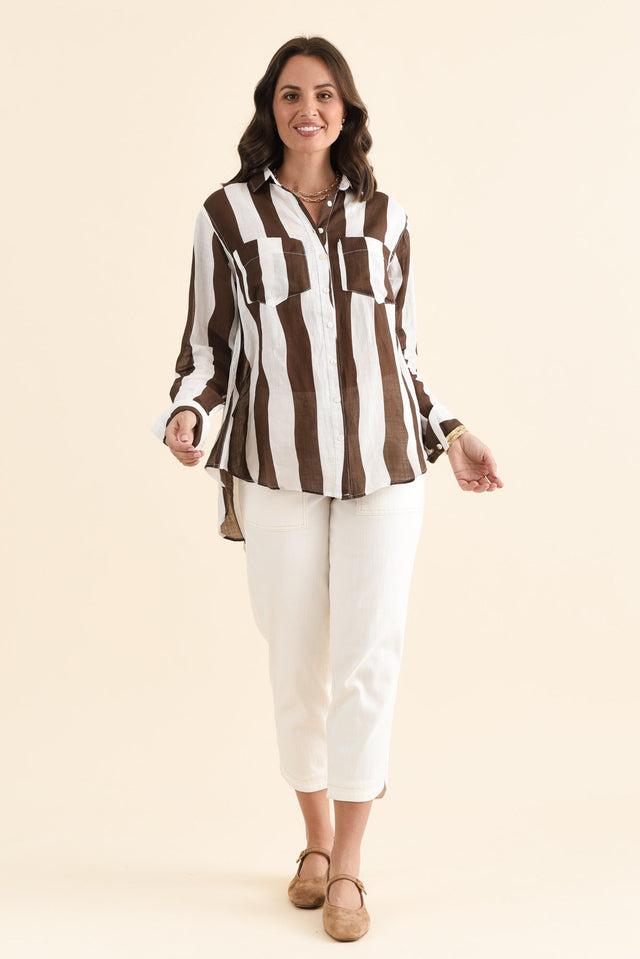 Wellington Chocolate Stripe Linen Shirt,brunette model,Full Outfit,alt text|model:MJ image 6