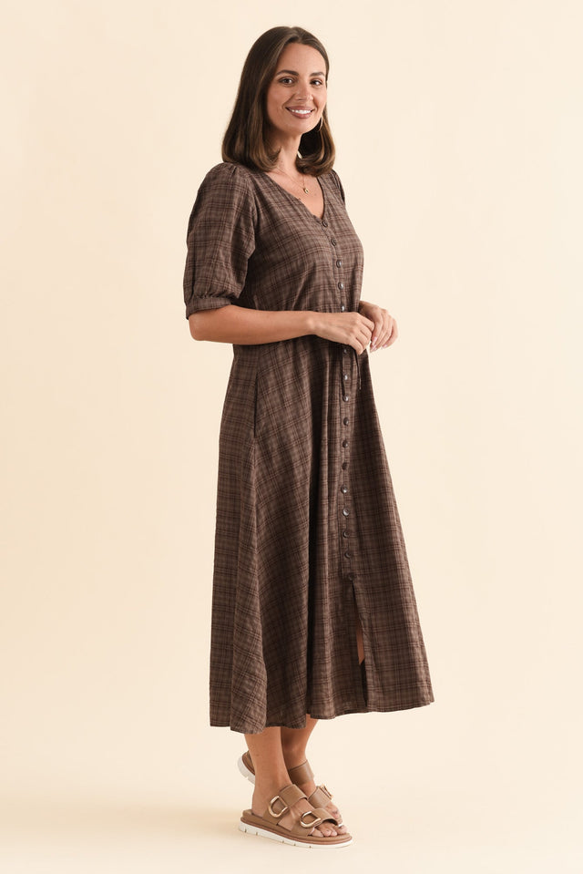 alt text|model:MJ image 4