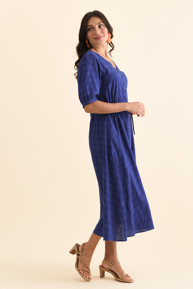 alt text|model:Brontie image 3