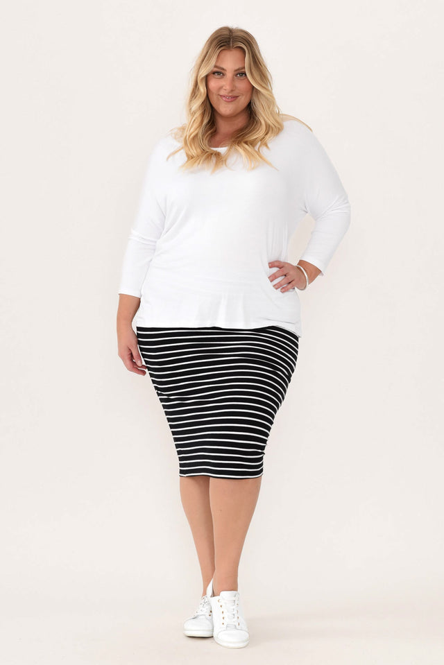 White Milan 3/4 Sleeve Top,Blonde model,alt text|model:Caitlin image 9