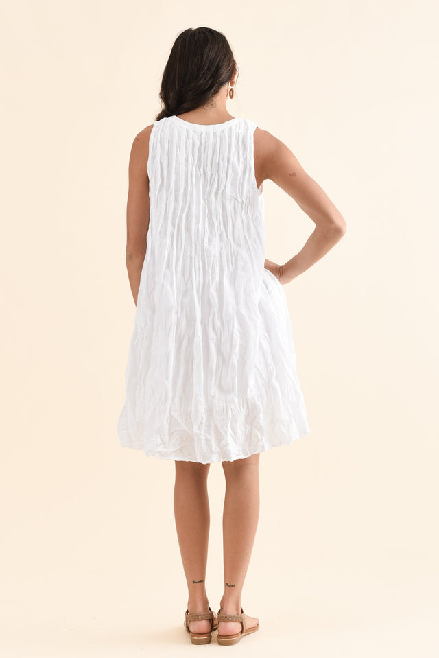 Willa White Crinkle Cotton Dress,Back,Brunette model,alt text|model:Brontie image 4