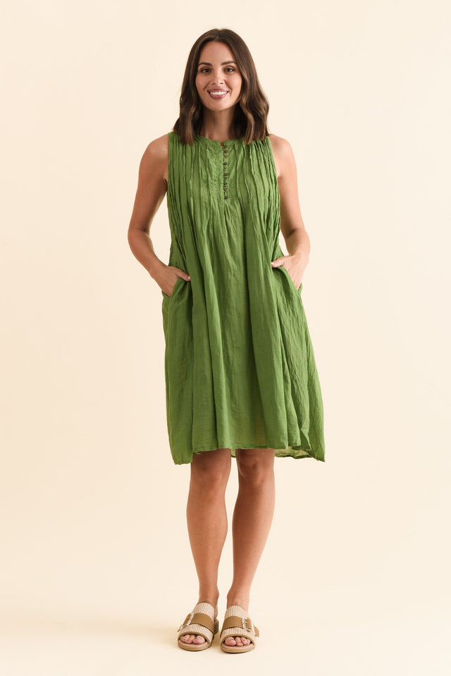 alt text|model:MJ image 3