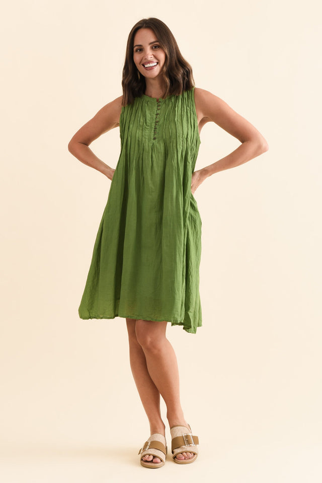 alt text|model:MJ image 7