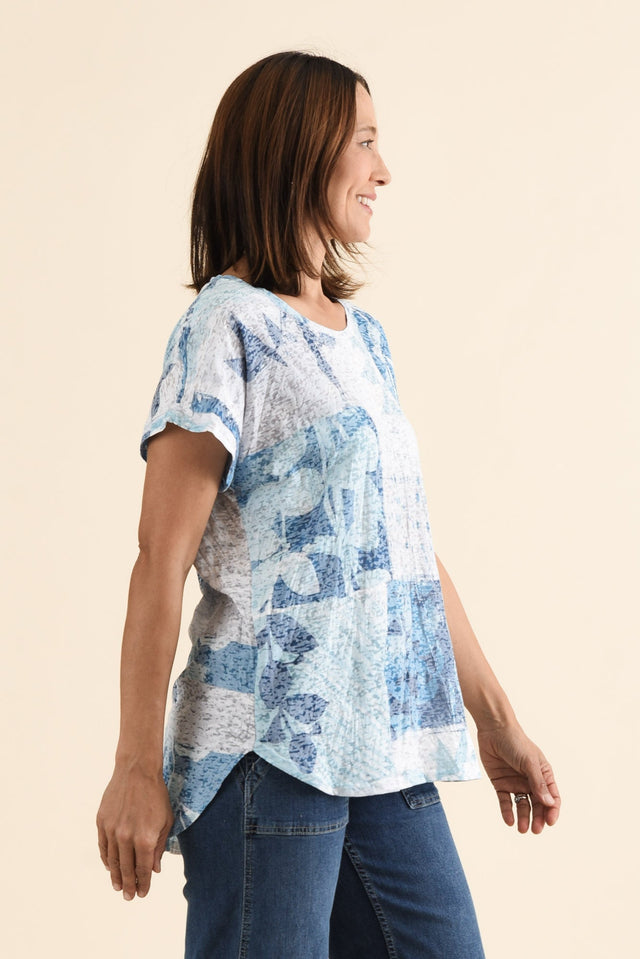 Wilona Blue Botanical Cotton Blend Tee,brunette model,Side of Outfit,alt text|model:Cara image 3