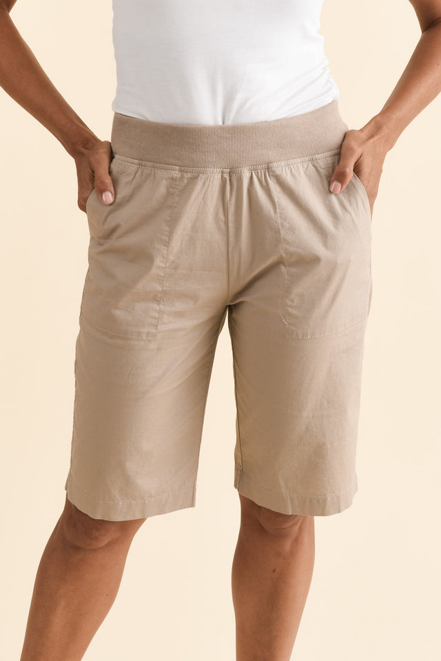 alt text|model:Cara image 6