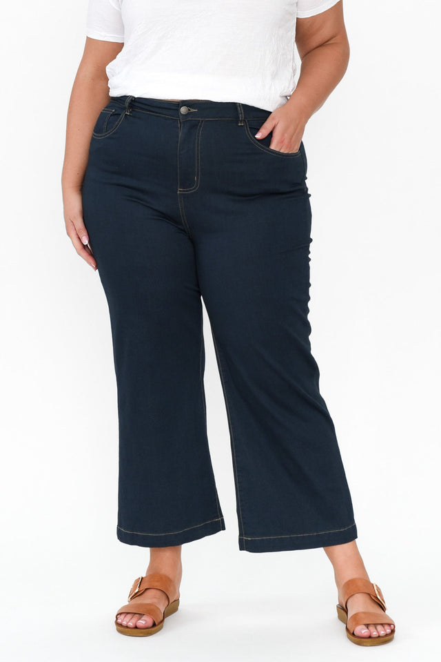 plus-size,curve-bottoms,plus-size-pants,plus-size-jeans alt text|model:Caitlin image 7
