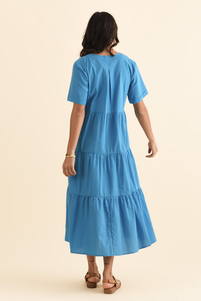 Winona Blue Cotton Button Dress,Brunette model,alt text|model:Brontie image 5