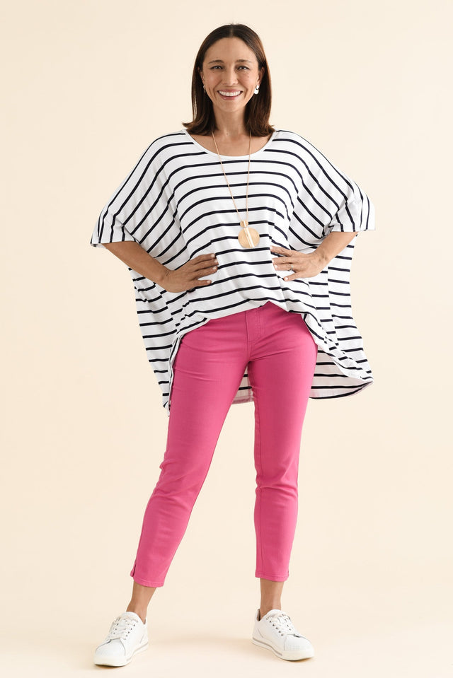 Winslet Hot Pink 7/8 Pants,brunette model,Full Outfit,alt text|model:Cara image 2