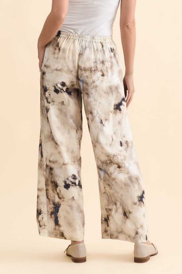 Xandra Taupe Abstract Linen Pocket Pants,Brunette model,alt text|model:MJ image 5