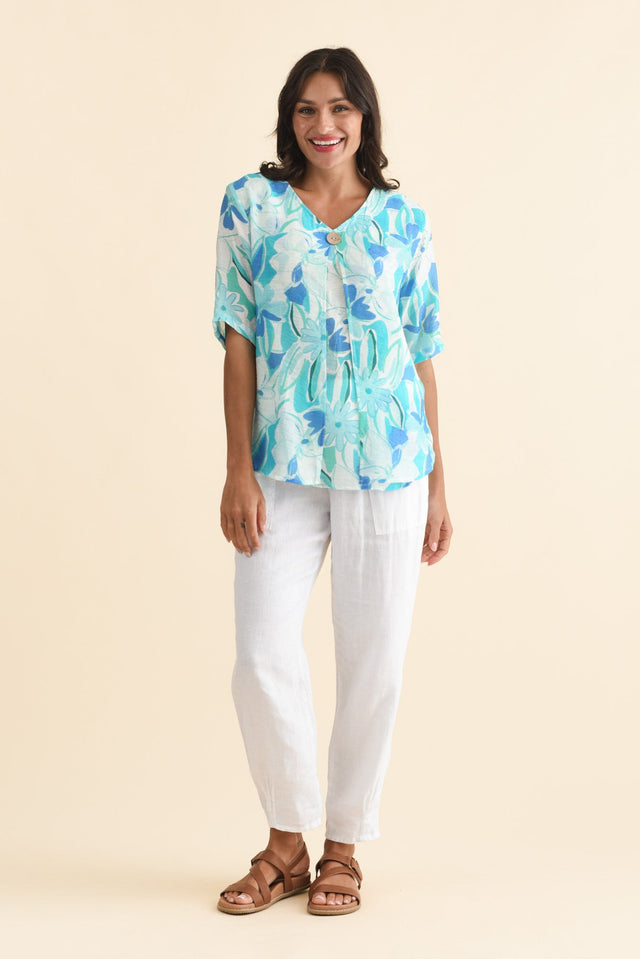 Yasmin Blue Floral Layered Button Top,Brunette model,alt text|model:Brontie image 8