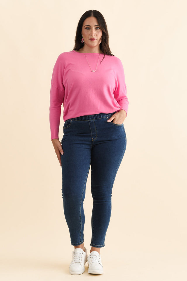 Zadie Dark Denim Stretch Jeans,Brunette model,alt text|model:Emilia image 10