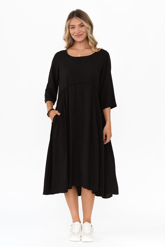 alt text|model:Mollie image 3