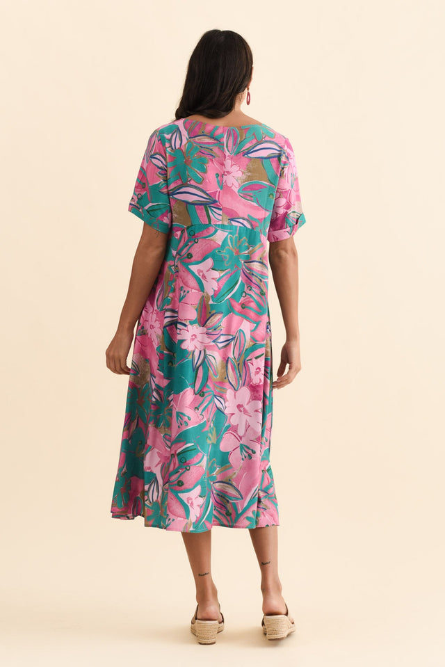 alt text|model:Brontie image 4