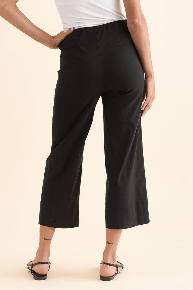 Zaro Black Wide Leg Pants,Back,Brunette model,alt text|model:Brontie image 4