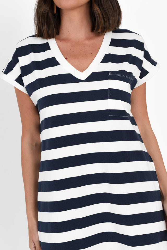 alt text|model:MJ image 7