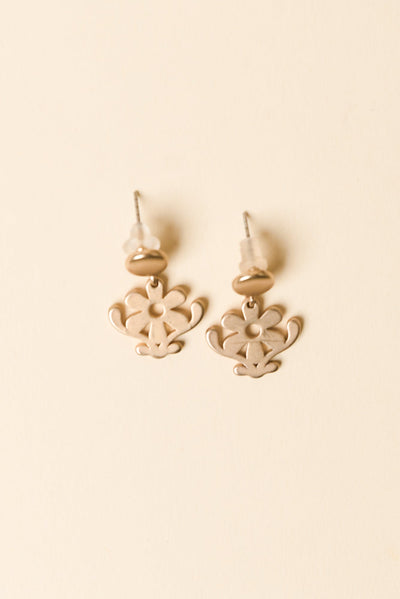 Zeta Gold Daisy Stud Earrings