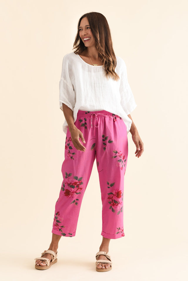 alt text|model:Cara image 6