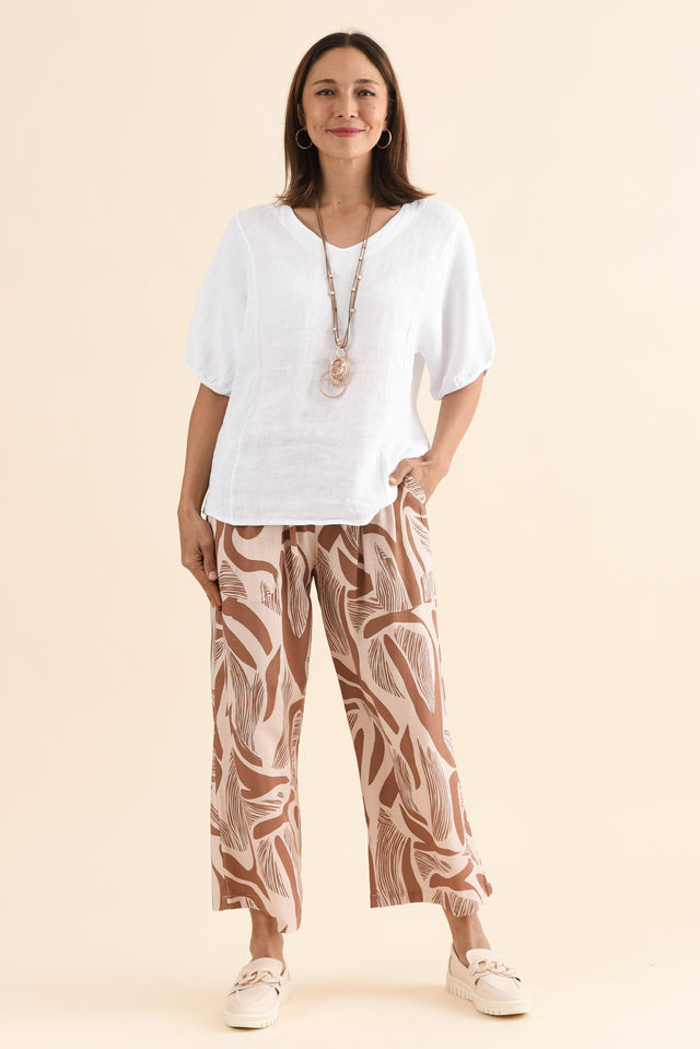 Ziola White Linen Cotton Top,Full Body,Brunette model,alt text|model:Cara image 2