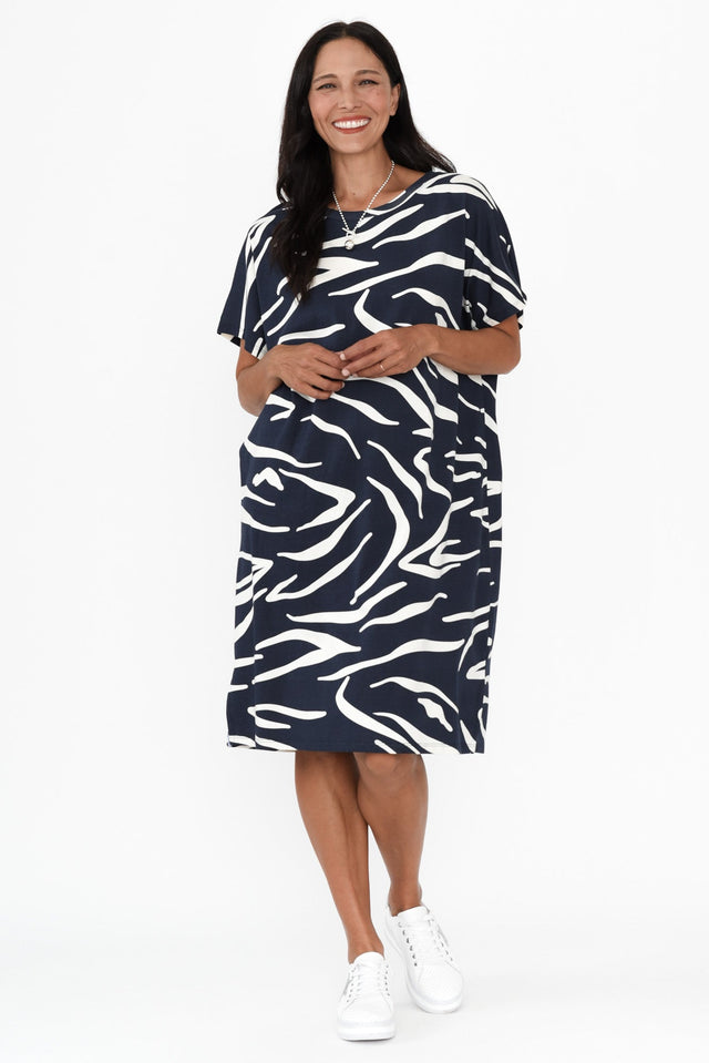 alt text|model:Cara image 7