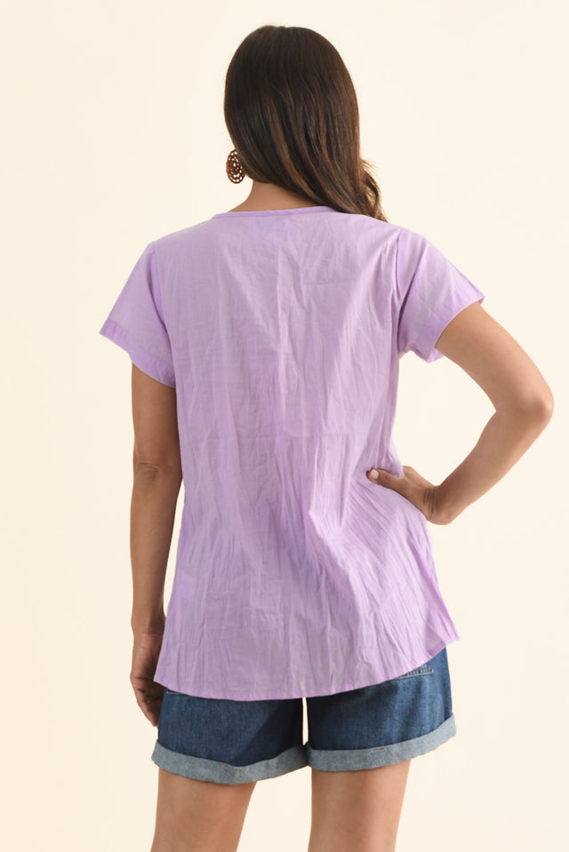 alt text|model:Cara image 5