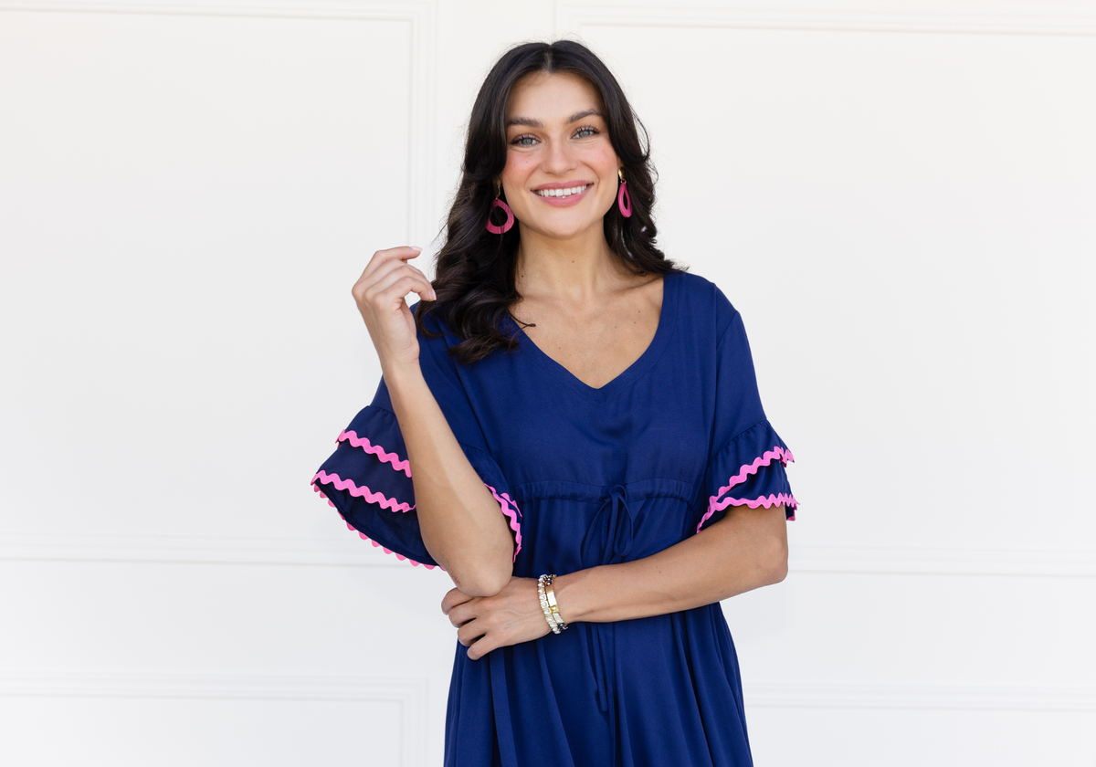 blue dress for date night Outfit Ideas to Fall in Love With Floral Choose Chest Size for Coat (Inches):56 Eoss-26 Kate Middleton's Casual Style: The item runs true