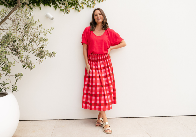 How to Style a Midi Skirt All Year Round
