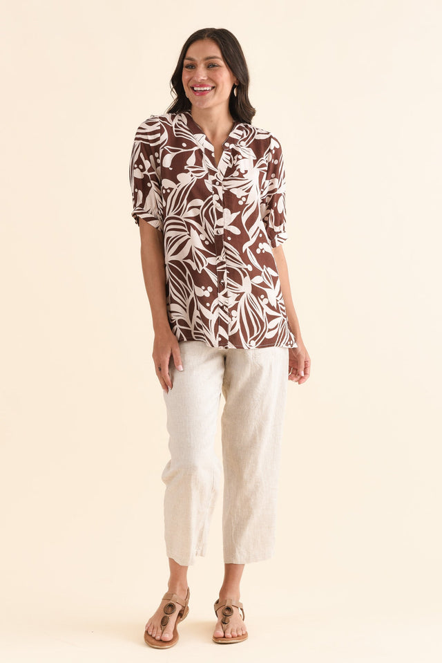 Abel Chocolate Palm Button Top,Full Body,Brunette model,alt text|model:Brontie image 6