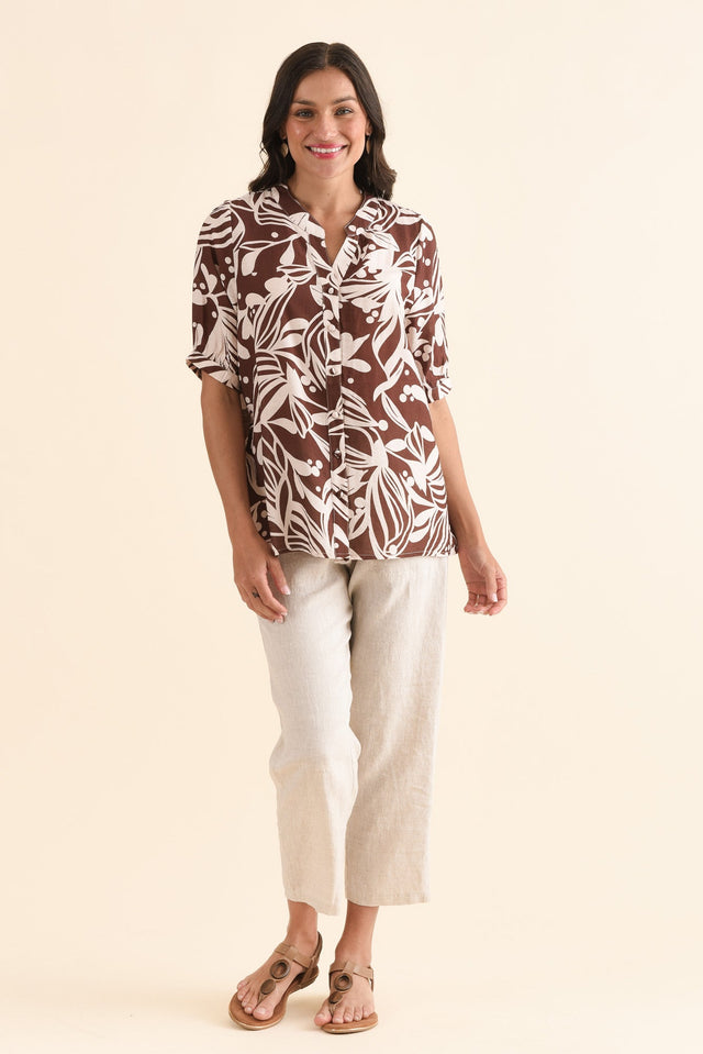Abel Chocolate Palm Button Top,Full Body,Brunette model,alt text|model:Brontie image 2