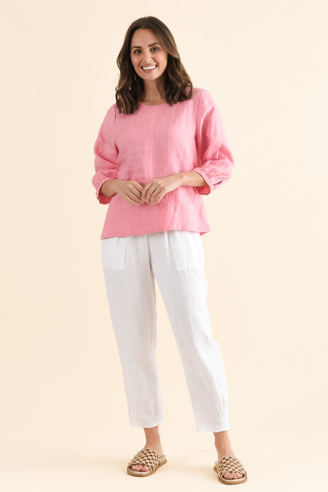 Addie Pink Linen Sleeved Top,Full Body,Brunette model,alt text|model:MJ image 6