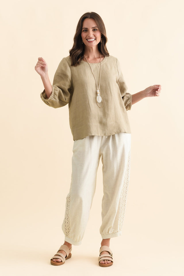 alt text|model:MJ image 6