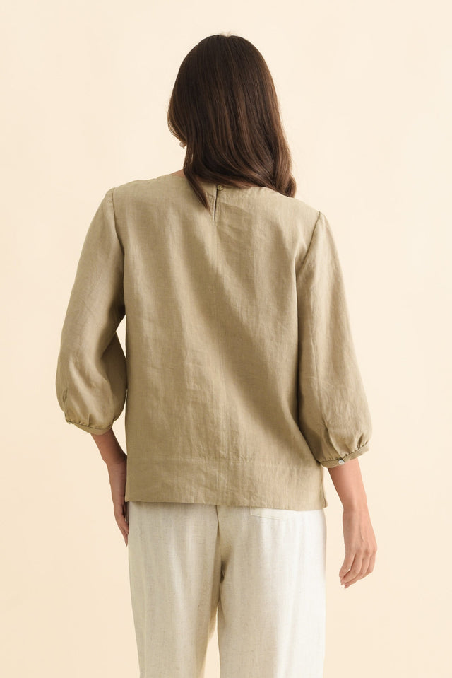 alt text|model:MJ image 4