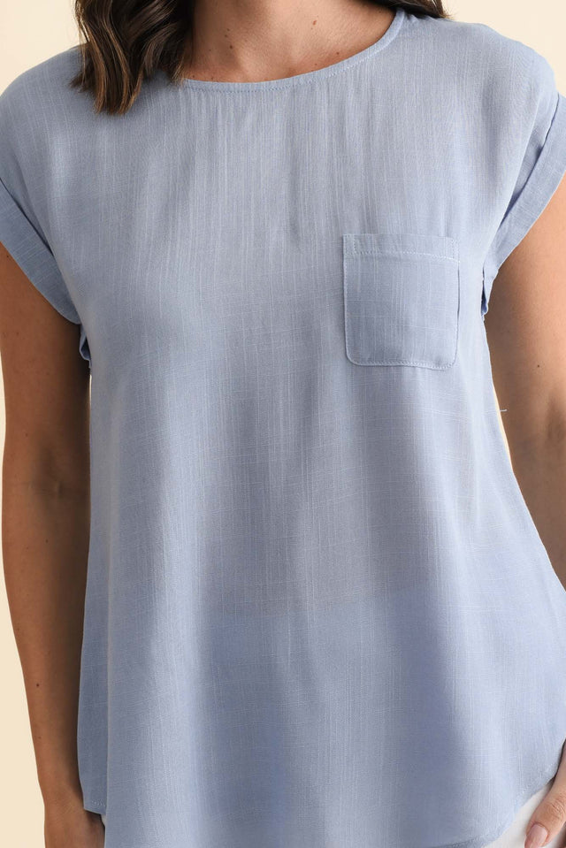 alt text|model:MJ image 5