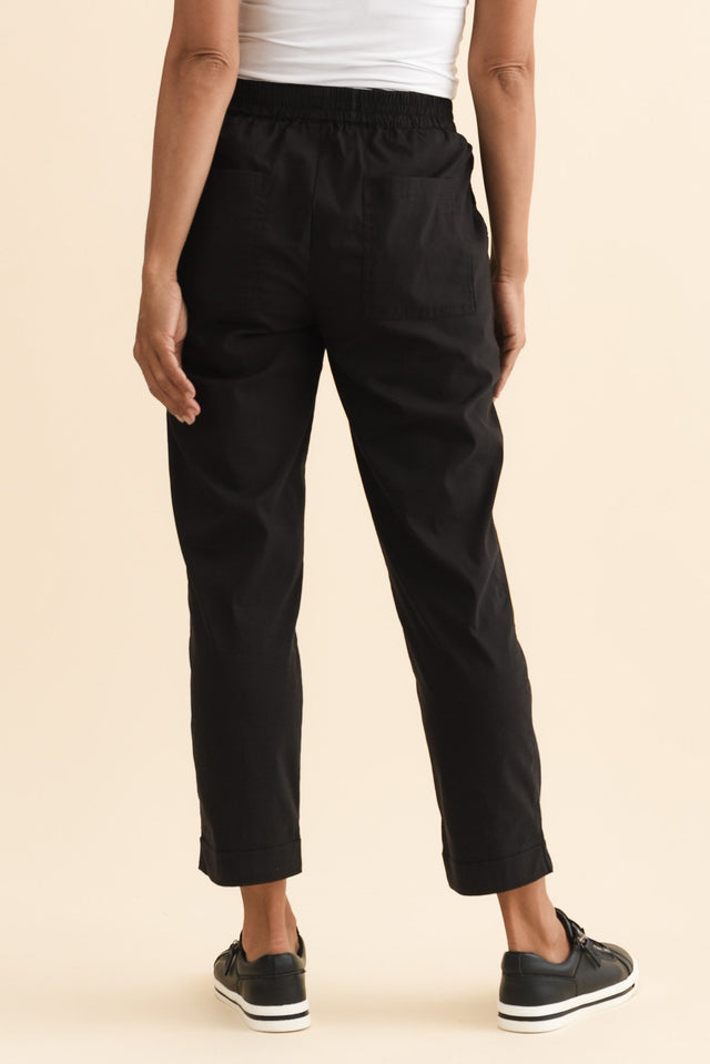 Air-Lite Black Stretch Cropped Pants,Brunette model,alt text|model:Cara image 5