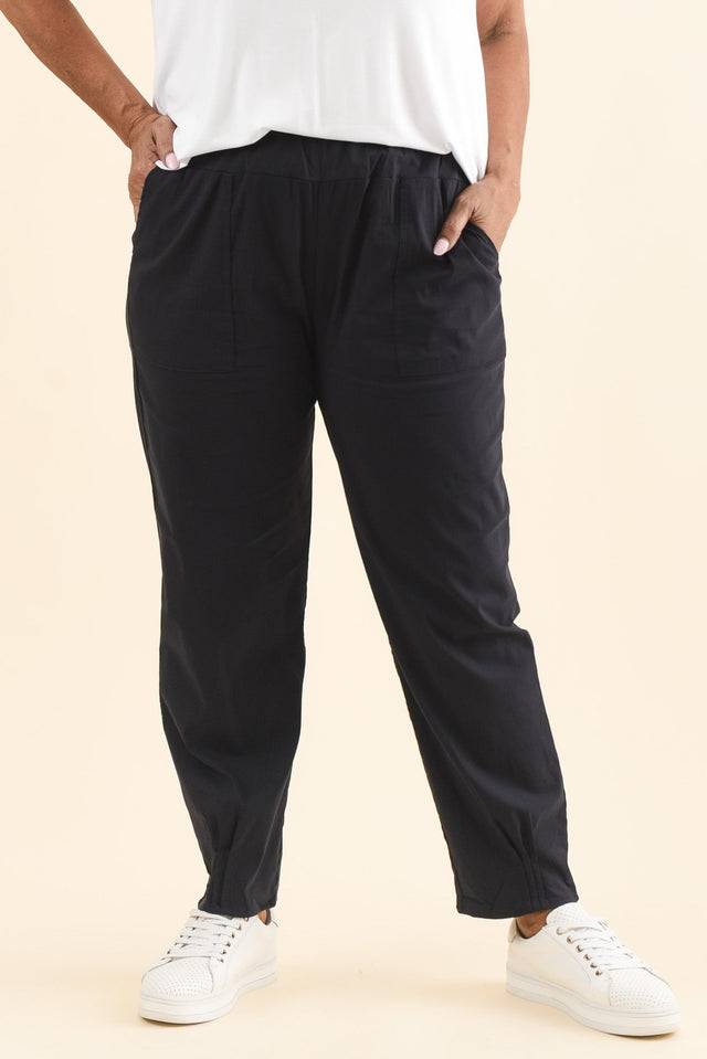 Air-Lite Navy Stretch Pocket Pants,Brunette model,alt text|model:Pilita image 9