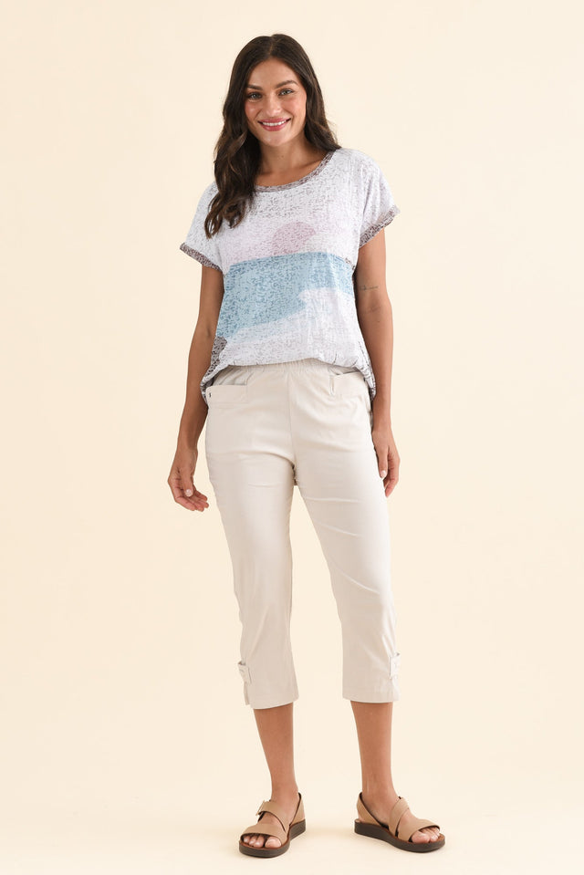Air-Lite Sand Stretch Capri Pants,Full Body,Brunette model,alt text|model:Brontie