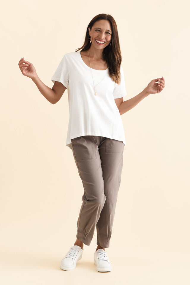Air-Lite Taupe Stretch Pocket Pants,Brunette model,alt text|model:Cara image 8