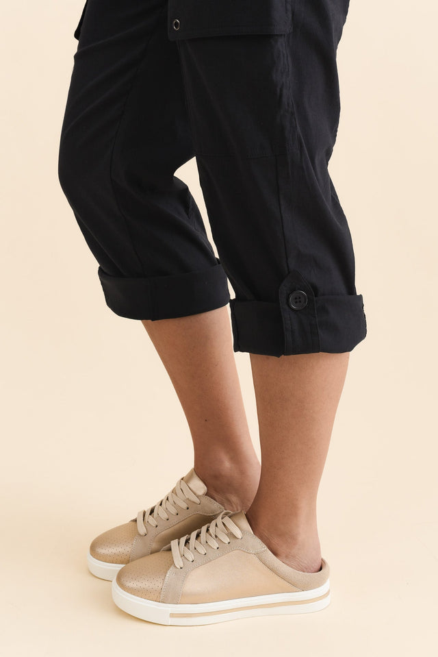 alt text|model:MJ image 7