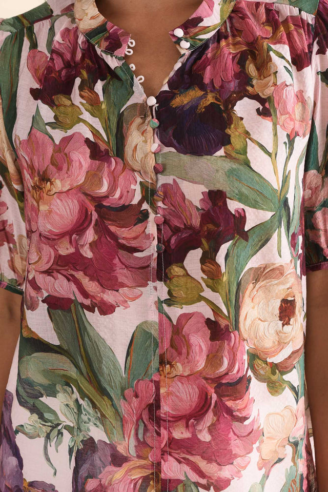 Alexandra Pink Floral Button Top,Detail,Brunette model,alt text|model:Brontie image 5
