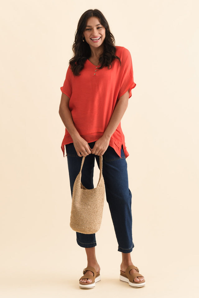 Alison Coral Layered Button Top,Brunette model,alt text|model:Brontie image 3
