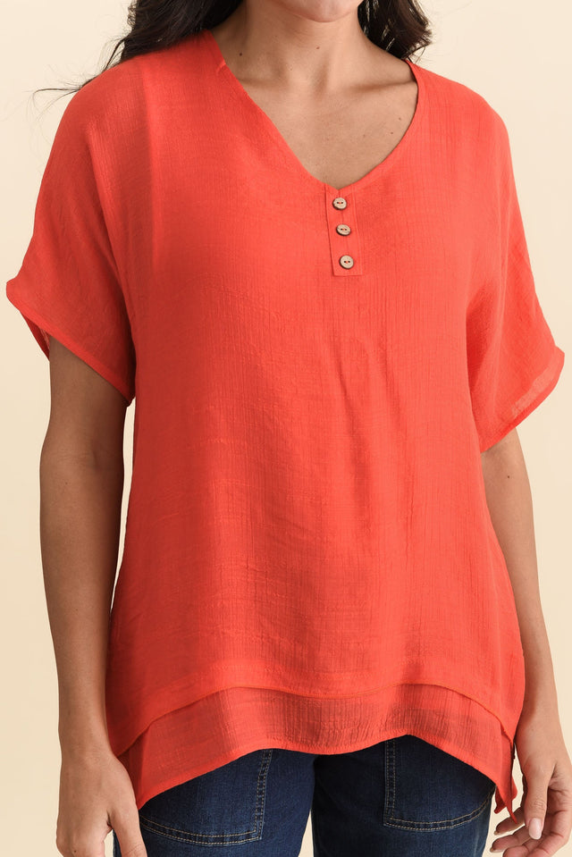 Alison Coral Layered Button Top,Brunette model,alt text|model:Brontie image 6