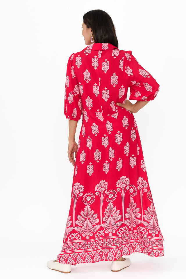 alt text|model:Cara image 5