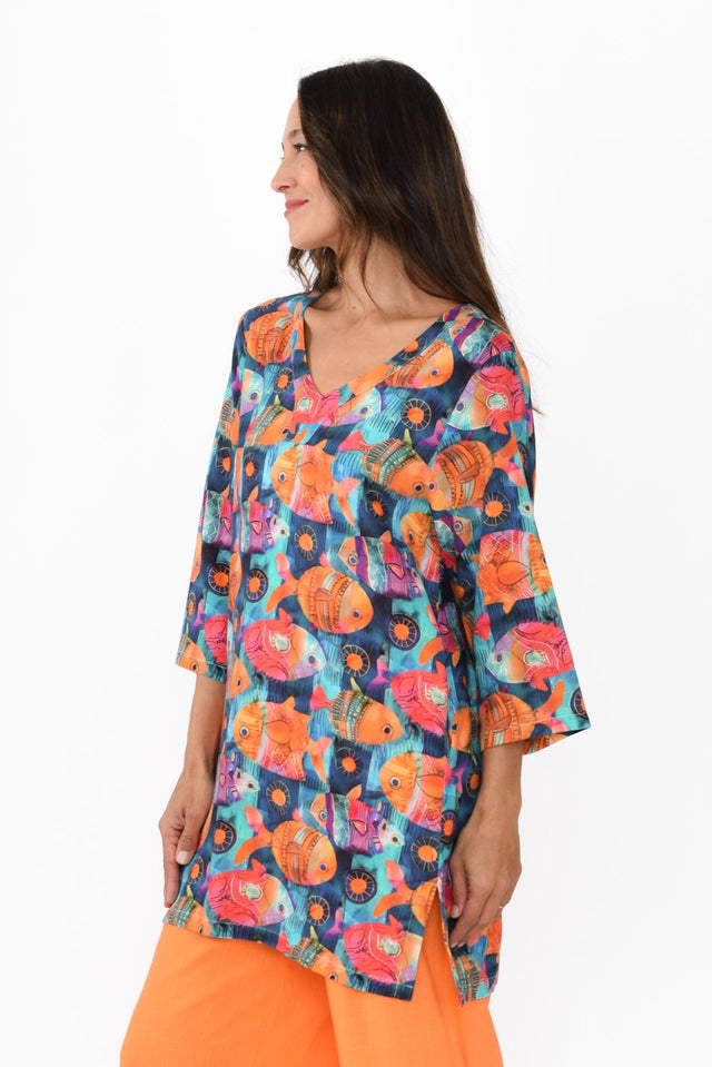 alt text|model:Cara image 5