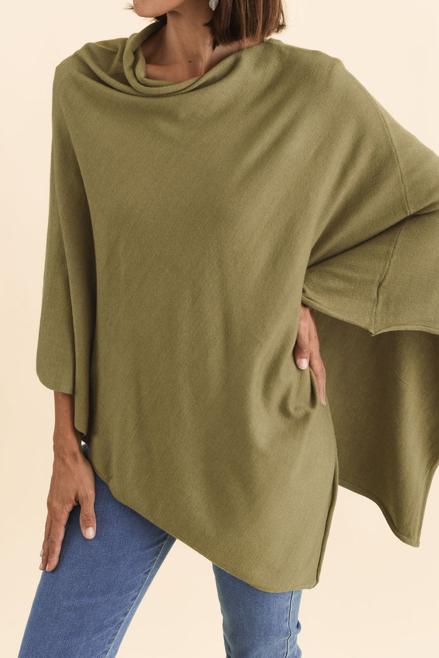 Amy Green Wool Blend Poncho,Brunette model,alt text|model:Cara image 6
