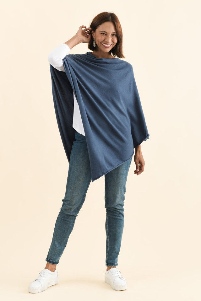 Amy Steel Wool Blend Poncho,Brunette model,alt text|model:Cara image 7