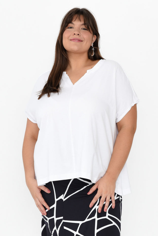 plus-size,curve-tops,plus-size-cotton-tops,alt text|model:Gabby image 8